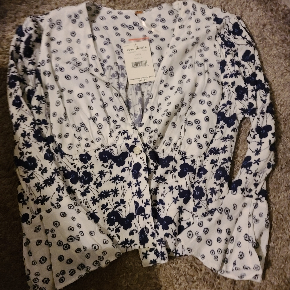 Free People Ivory & navy floral blouse S NWT .